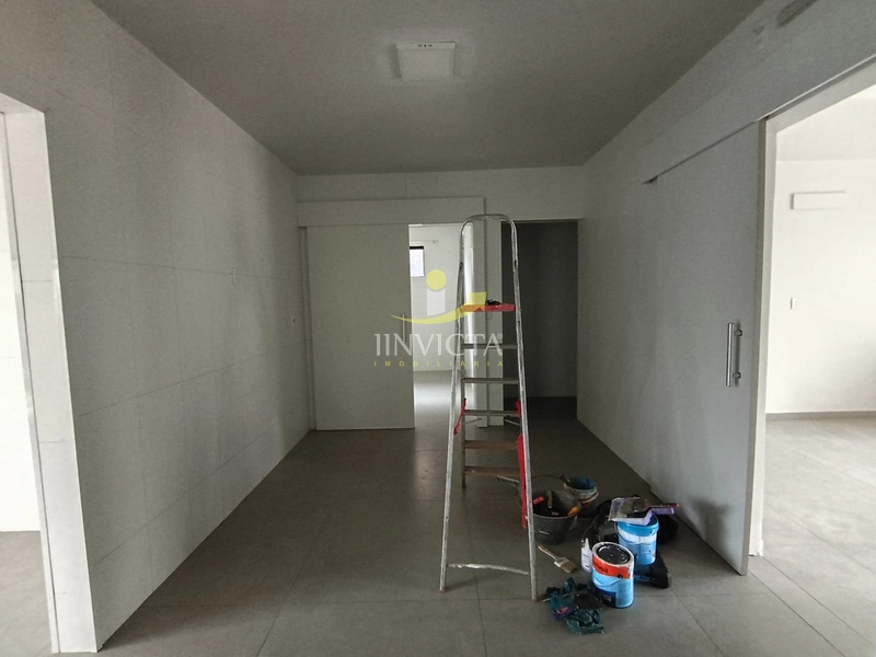 Casa Comercial de esquina disponível para aluguel anual.: 6ª foto da galeria de imagens do imóvel