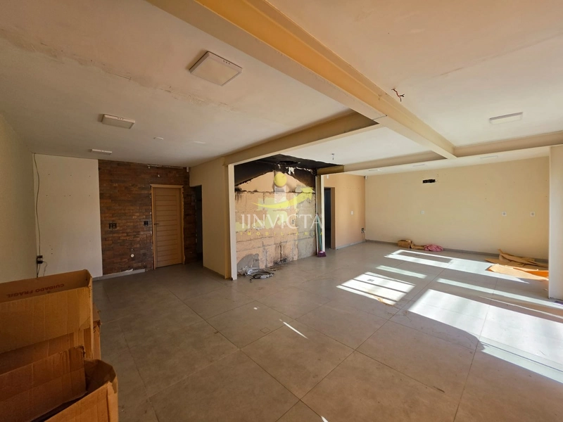 Casa Comercial de esquina disponível para aluguel anual.: 23ª foto da galeria de imagens do imóvel