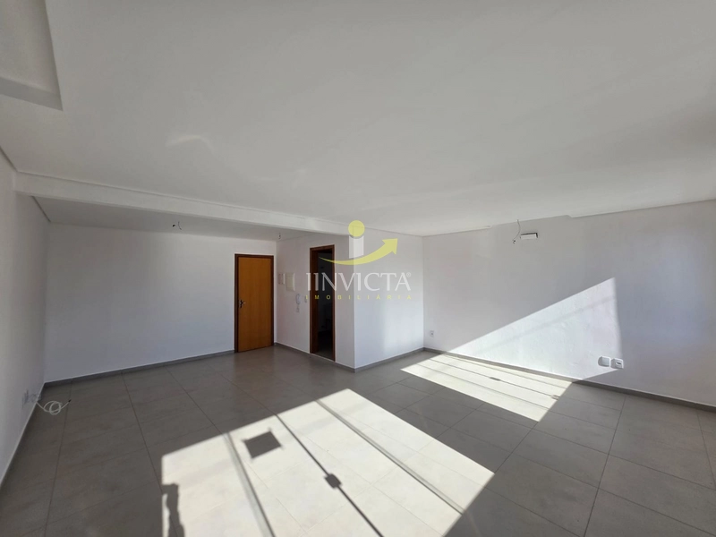 Sala comercial disponível para aluguel anual no centro!: 3ª foto da galeria de imagens do imóvel
