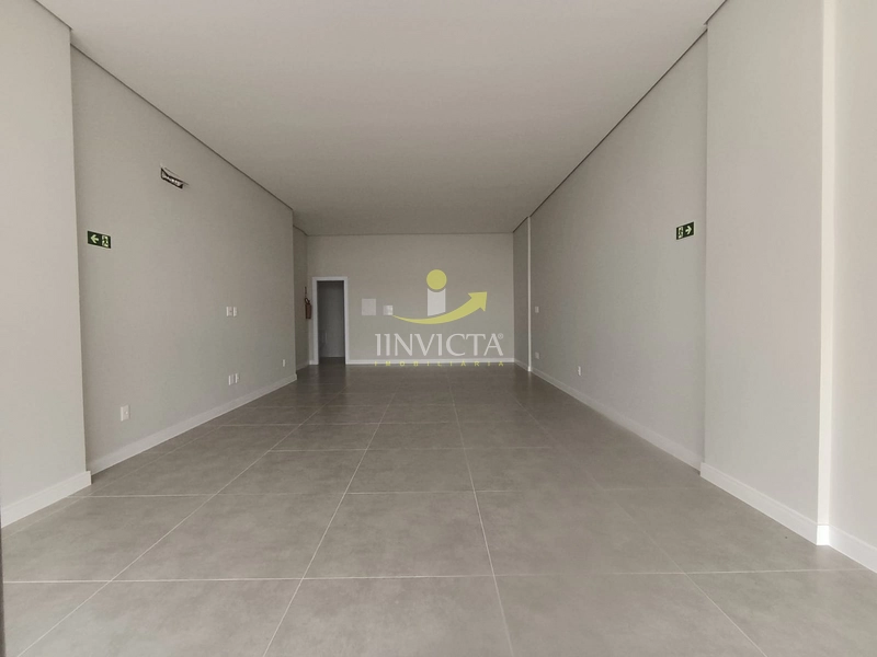 Loja Disponível Para Aluguel Anual no Bairro Navegantes.: 3ª foto da galeria de imagens do imóvel