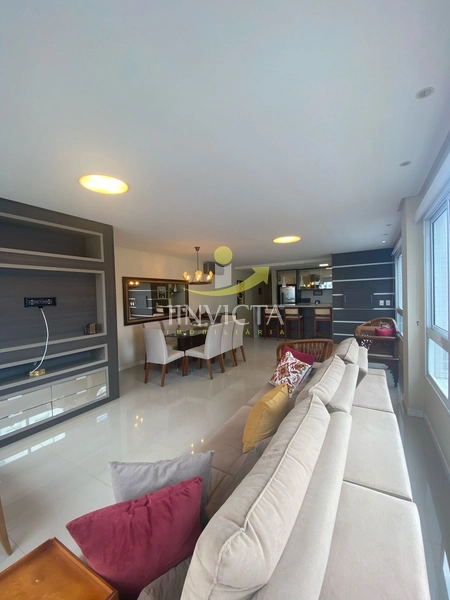 Apartamento de 03 dormitórios no bairro Navegantes.