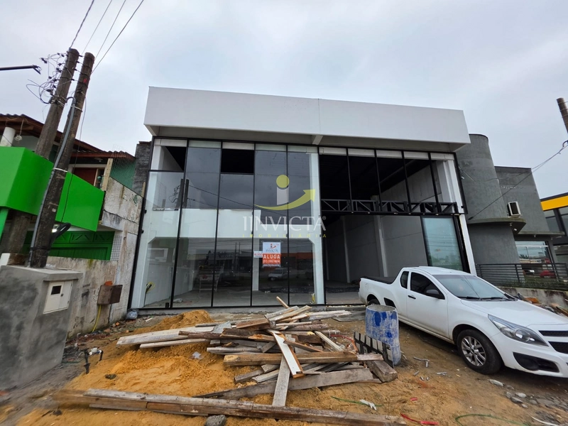 Loja disponível para aluguel anual na Av. Central.: 17ª foto da galeria de imagens do imóvel