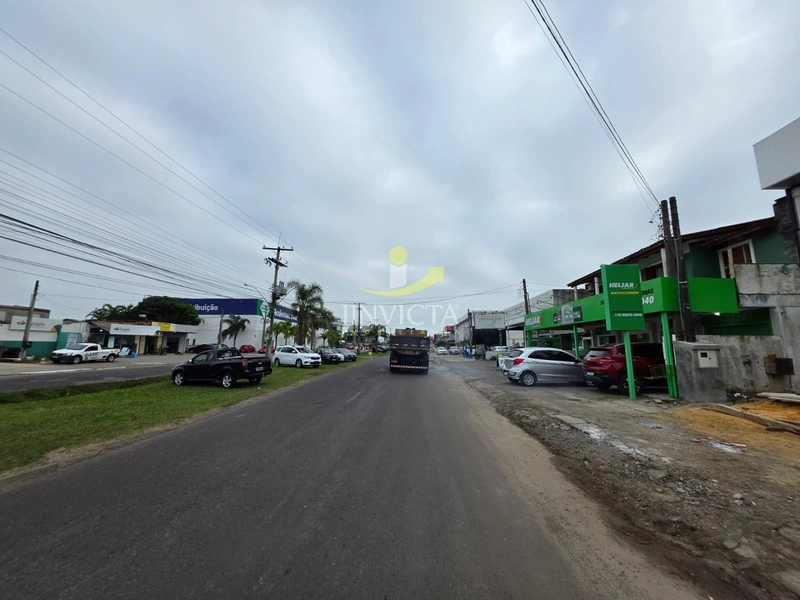Loja disponível para aluguel anual na Av. Central.: 13ª foto da galeria de imagens do imóvel