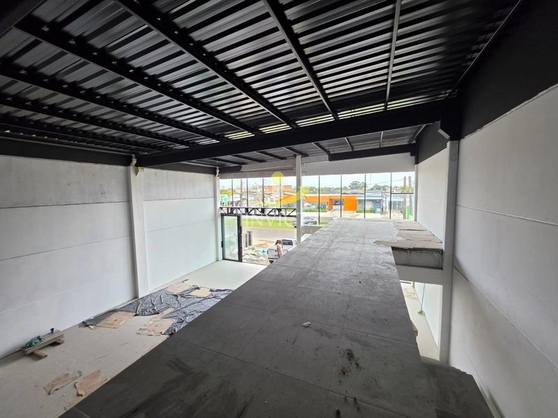 Loja disponível para aluguel anual na Av. Central.: 6ª foto da galeria de imagens do imóvel