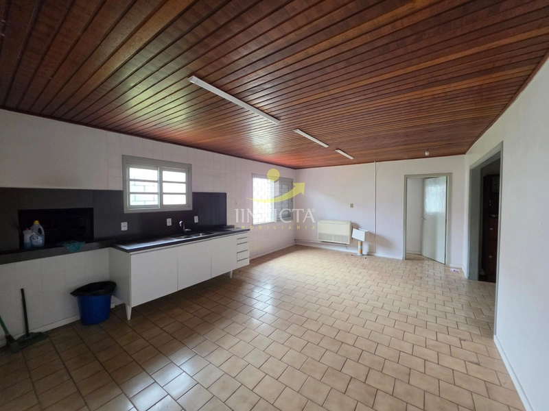 casa comercial disponível para aluguel no Centro.: 4ª foto da galeria de imagens do imóvel