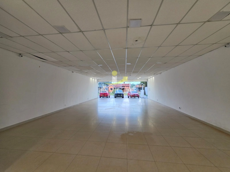 Loja disponível para aluguel anual na Av. Paraguassú em Atlântida.: 6ª foto da galeria de imagens do imóvel