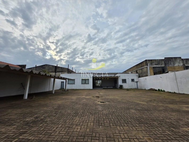 Loja disponível para aluguel anual.: 34ª foto da galeria de imagens do imóvel