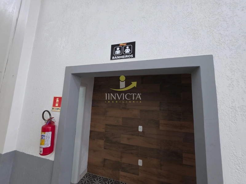 Loja disponível para aluguel anual.: 29ª foto da galeria de imagens do imóvel