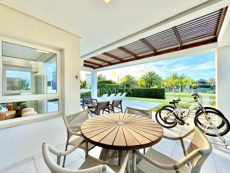 CASA NO CONDOMINIO SEA COAST - 4 SUÍTES SENDO 1 TÉRREA: 10ª foto da galeria de imagens do imóvel
