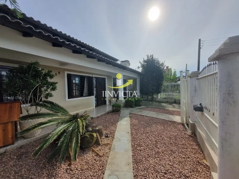 Casa com 3 dormitórios  disponível para aluguel no bairro Zona Nova.: 1ª foto da galeria de imagens do imóvel