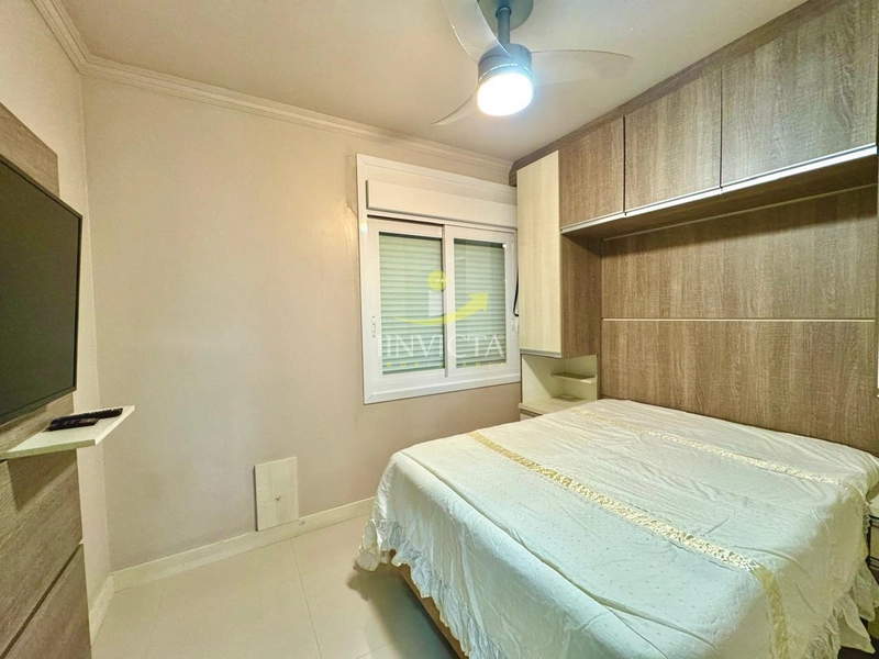Apartamento com 2 dormitórios + dependência no centro.: 10ª foto da galeria de imagens do imóvel