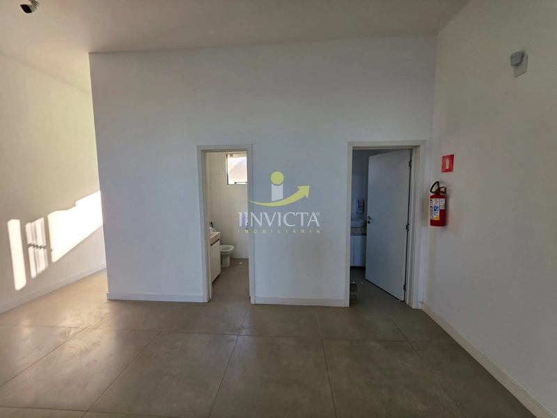LOCAÇÃO ANUAL | LOJA COMERCIAL  – AV. CENTRAL: 7ª foto da galeria de imagens do imóvel
