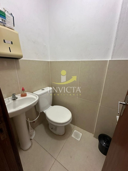 Loja para locação anual no bairro Zona Nova: 9ª foto da galeria de imagens do imóvel