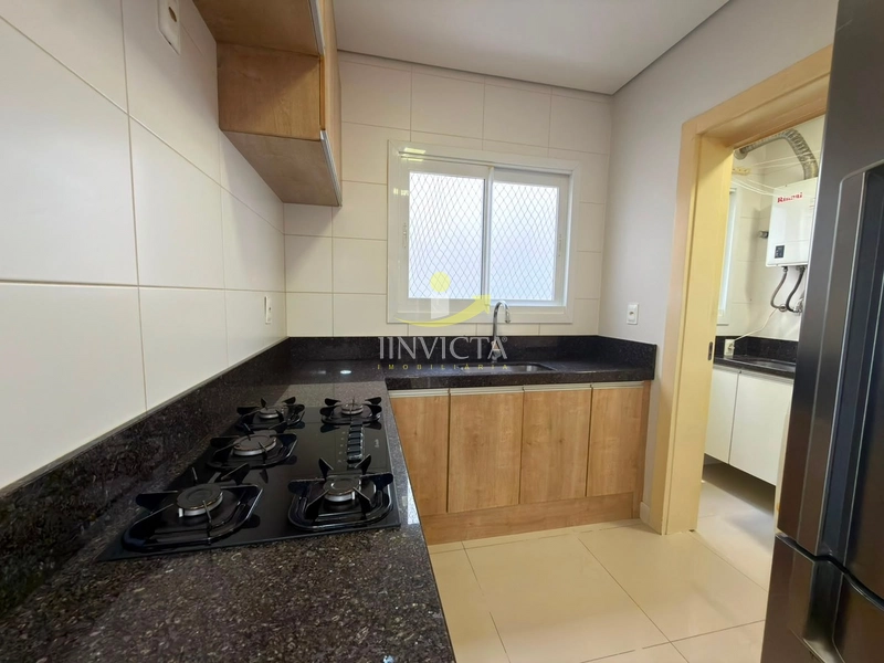 Apartamento de 2 dormitórios para locação anual: 2ª foto da galeria de imagens do imóvel
