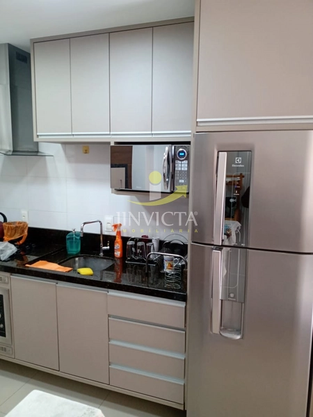 Apartamento com 2 dormitórios para aluguel anual.: 3ª foto da galeria de imagens do imóvel