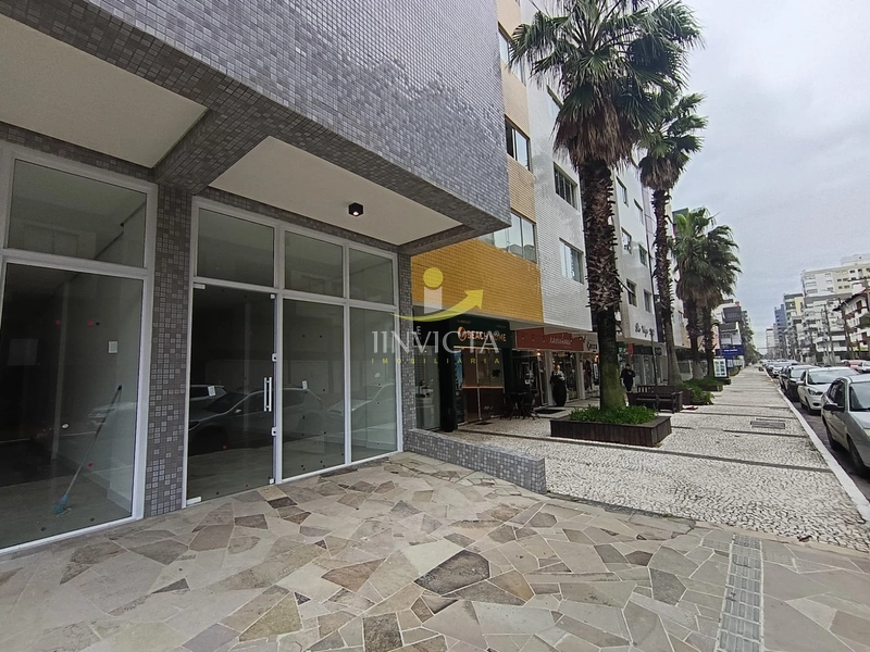 Loja disponível para aluguel anual no centro de Capão da Canoa.: 6ª foto da galeria de imagens do imóvel
