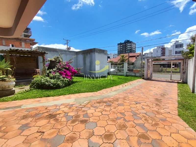 CASA PARA LOCAÇÃO ANUAL - RESIDENCIAL OU COMERCIAL: 3ª foto da galeria de imagens do imóvel