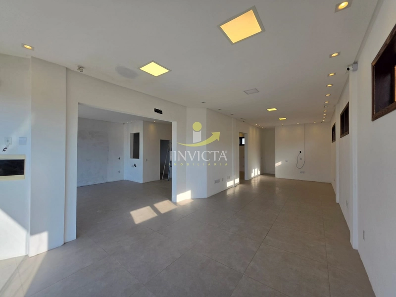 Loja disponível para aluguel anual no centro de Xangri-lá: 7ª foto da galeria de imagens do imóvel