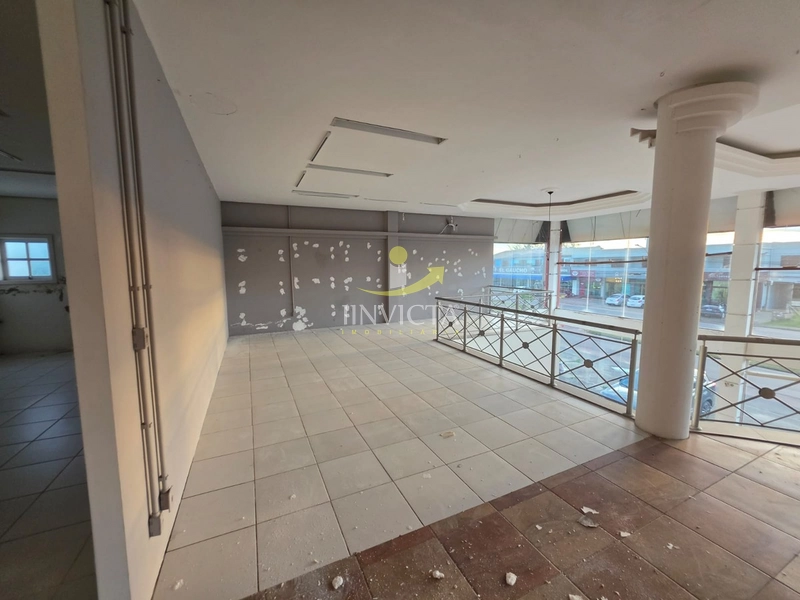 Loja com 1.400m²  disponível para aluguel anual em Xangri-lá.: 12ª foto da galeria de imagens do imóvel