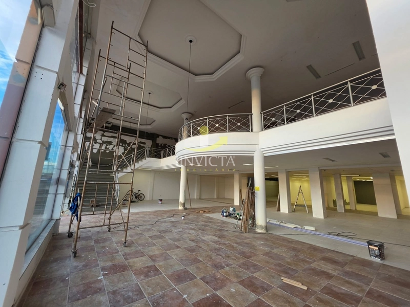 Loja com 1.400m²  disponível para aluguel anual em Xangri-lá.: 5ª foto da galeria de imagens do imóvel