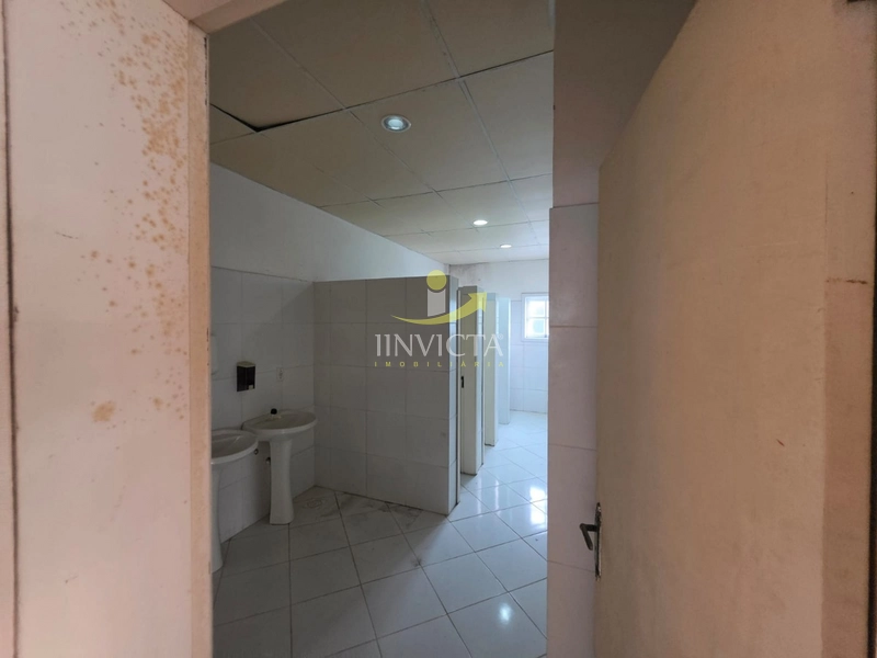 Loja com 1.400m²  disponível para aluguel anual em Xangri-lá.: 19ª foto da galeria de imagens do imóvel