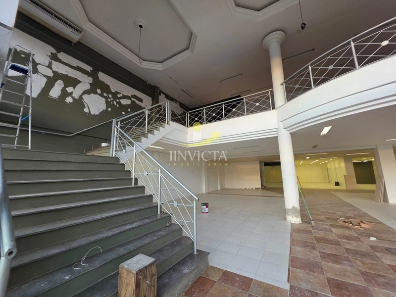 Loja com 1.400m²  disponível para aluguel anual em Xangri-lá.: 35ª foto da galeria de imagens do imóvel