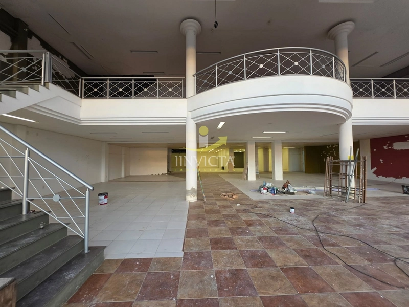 Loja com 1.400m²  disponível para aluguel anual em Xangri-lá.: 34ª foto da galeria de imagens do imóvel