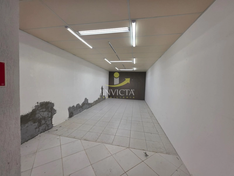 Loja com 1.400m²  disponível para aluguel anual em Xangri-lá.: 28ª foto da galeria de imagens do imóvel