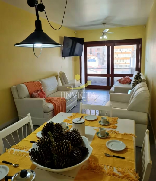 Apartamento 02 Dormitórios + Dependência Disponível para Aluguel Anual: 1ª foto da galeria de imagens do imóvel