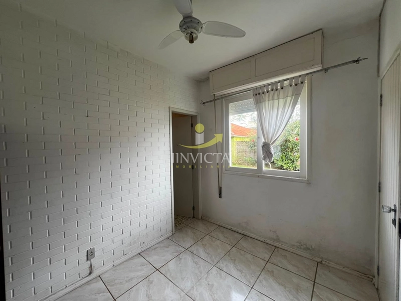Casa com 4 Dormitórios Disponível para Aluguel Anual em Atlântida.: 9ª foto da galeria de imagens do imóvel