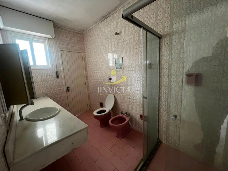 Casa com 4 Dormitórios Disponível para Aluguel Anual em Atlântida.: 18ª foto da galeria de imagens do imóvel