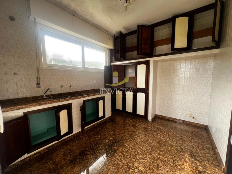 Casa com 4 Dormitórios Disponível para Aluguel Anual em Atlântida.: 11ª foto da galeria de imagens do imóvel