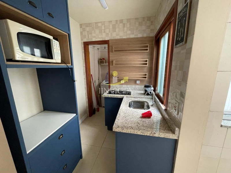 Apartamento de 02 Dormitórios Disponível para Aluguel Anual no Centro.: 3ª foto da galeria de imagens do imóvel
