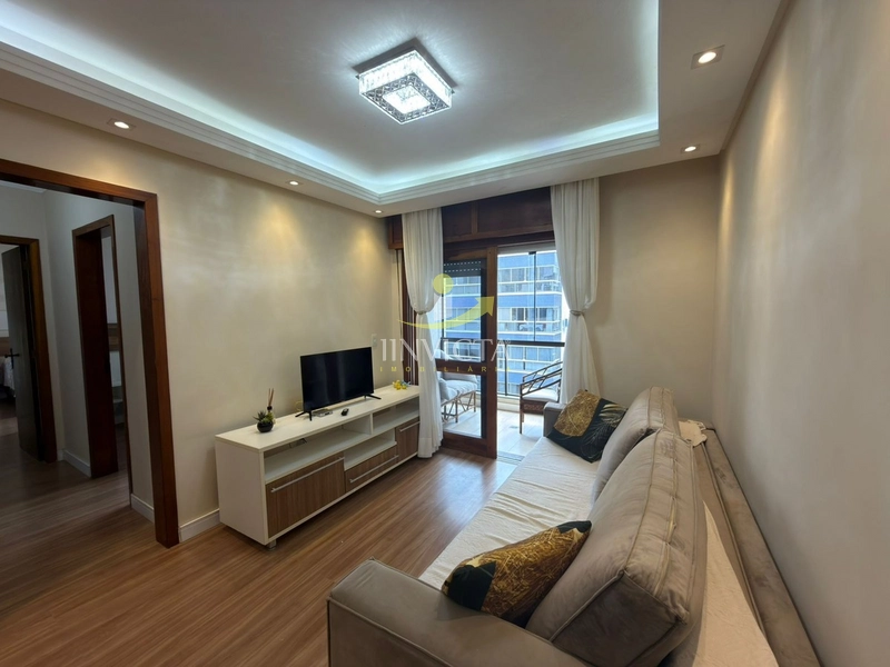Apartamento de 02 Dormitórios Disponível para Aluguel Anual no Centro.: 2ª foto da galeria de imagens do imóvel