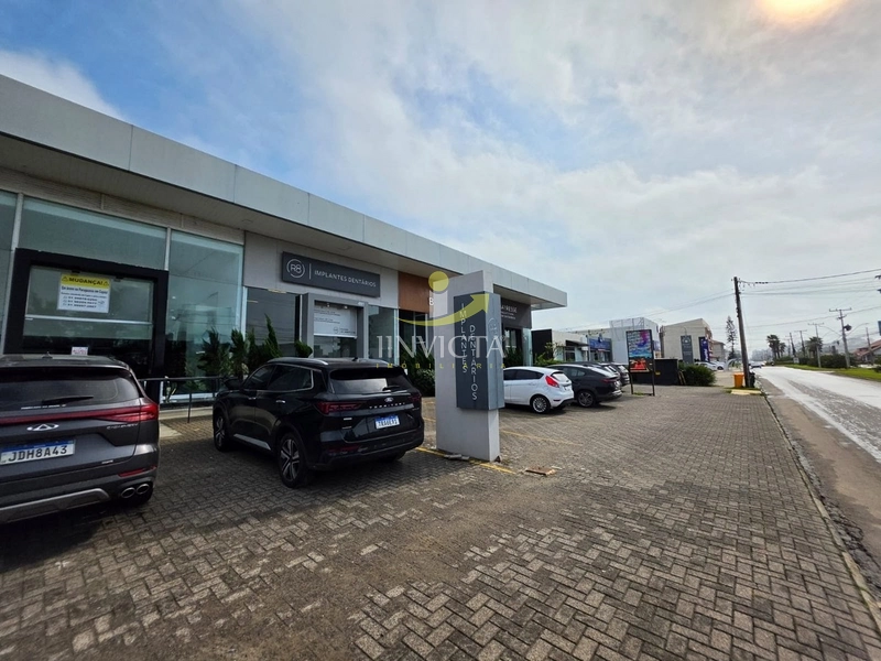 Loja Comercial com Mezanino na Av. Paraguassú em Atlântida.: 3ª foto da galeria de imagens do imóvel