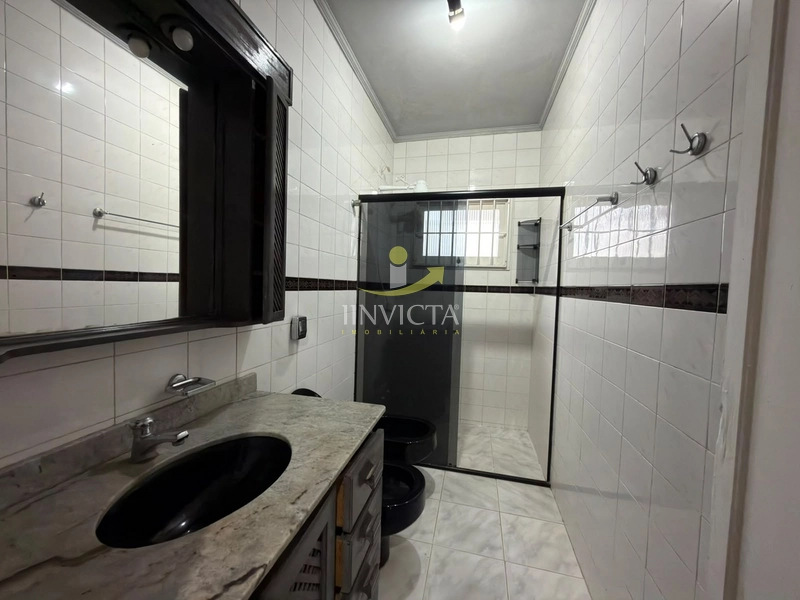 Sobrado com 03 Dormitórios Disponível para Aluguel Anual no Centro.: 22ª foto da galeria de imagens do imóvel