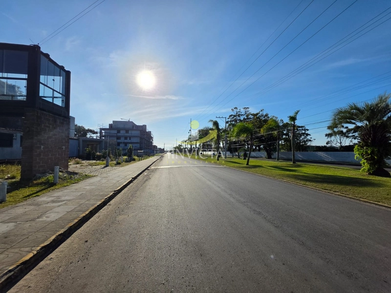 LOCAÇÃO ANUAL – LOJA NO CENTRO DE ATLÂNTIDA: 4ª foto da galeria de imagens do imóvel