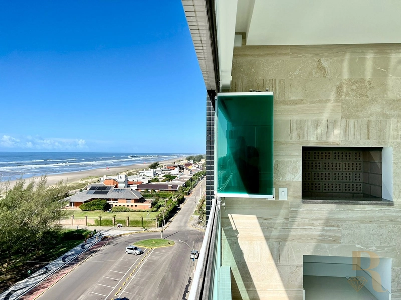 APARTAMENTO À VENDA BEIRA-MAR EM CAPÃO DA CANOA.: 1ª foto da galeria de imagens do imóvel