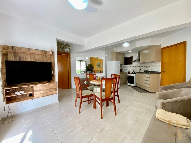 APARTAMENTO DE 1 DORMITÓRIO AO LADO DA PRAÇA DA FLAVIO BOIANOVSCKI: 1ª foto da galeria de imagens do imóvel