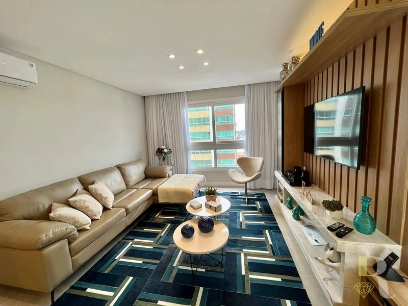 Finíssimo apartamento de 03 Dormitórios: 1ª foto da galeria de imagens do imóvel