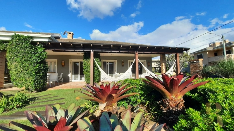Linda Casa em Cond a Beira Mar: 1ª foto da galeria de imagens do imóvel