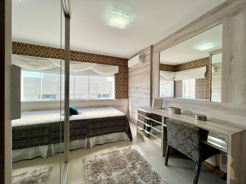 Apartamento 03 dormitórios junto ao mar: 17ª foto da galeria de imagens do imóvel