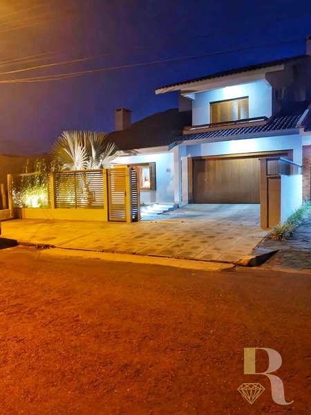Sobrado no Bairro Girassol: 1ª foto da galeria de imagens do imóvel