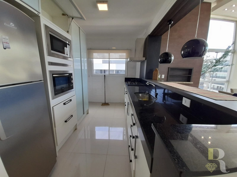 Amplo Apartamento de 3 Dormitórios na melhor localização: 6ª foto da galeria de imagens do imóvel