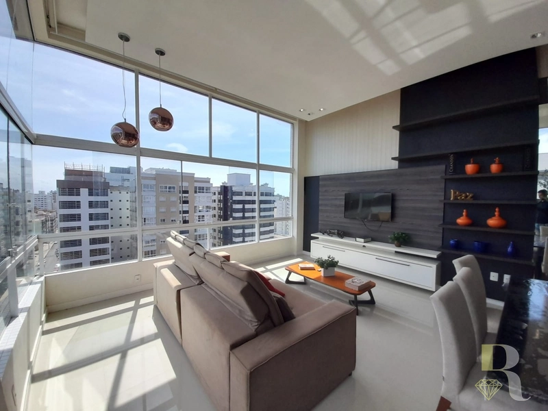 Amplo Apartamento de 3 Dormitórios na melhor localização: 1ª foto da galeria de imagens do imóvel