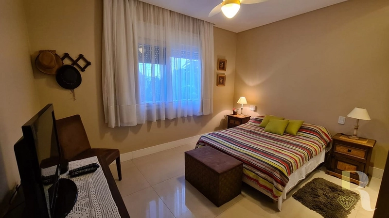 SOBRADO 6 SUITES MAIS DEPENDENCIA: 24ª foto da galeria de imagens do imóvel