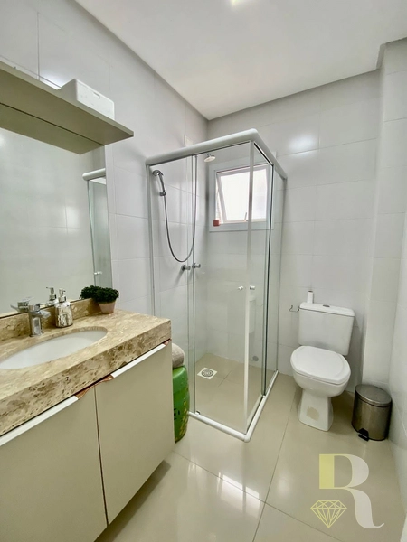 Apartamento de dois dormitorios finamente mobiliado: 19ª foto da galeria de imagens do imóvel