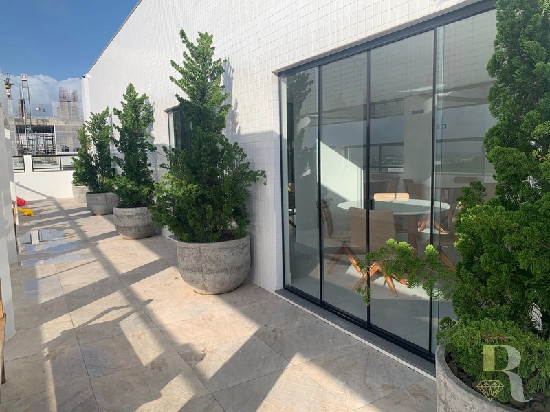 Apartamento de 2 dormitórios, mobiliado e decorado em andar alto...: 8ª foto da galeria de imagens do imóvel