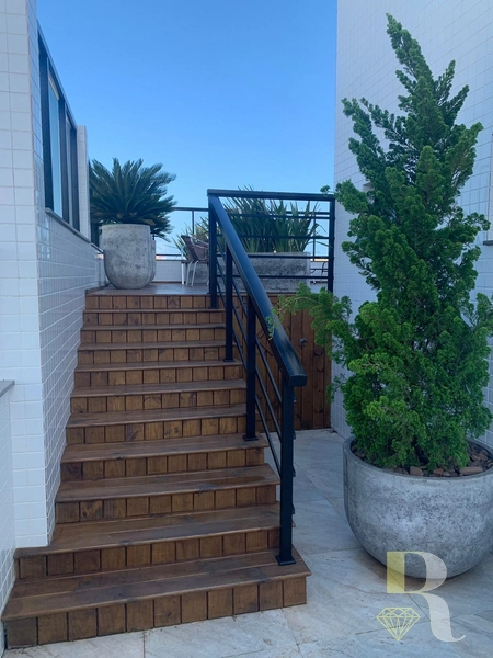 Apartamento de 2 dormitórios, mobiliado e decorado em andar alto...: 3ª foto da galeria de imagens do imóvel