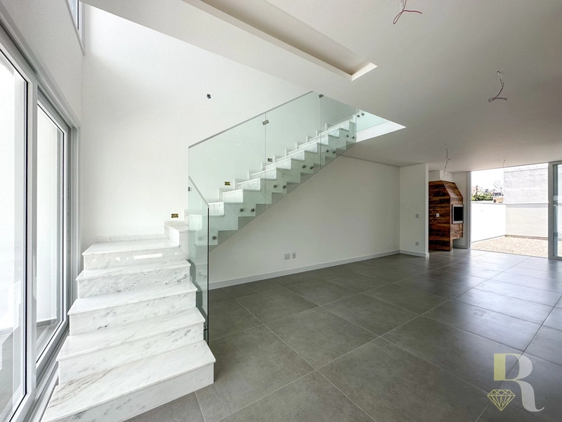 Casa zona nova de Capao a poucos metros do mar: 4ª foto da galeria de imagens do imóvel